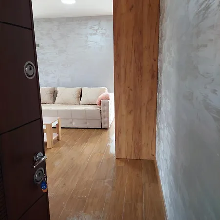 Divci Tron 12 * Divčibare