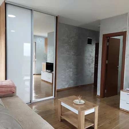 Apartment Divci Tron 12 *