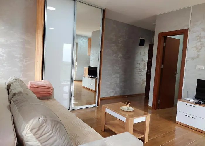 Апартаменты Divci Tron 12